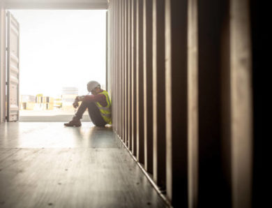 Est-ce qu’un expert en bâtiment à Lausanne peut intervenir sur un bien commercial ou industriel ?