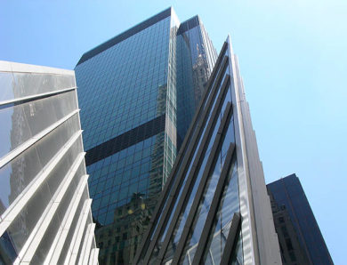 Peut-on intégrer des actions de reforestation ou de compensation carbone dans une stratégie décret tertiaire ?